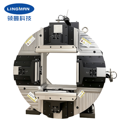 La machine à découper les tubes au laser est équipée d'un déverrouillage à l'air comprimé.